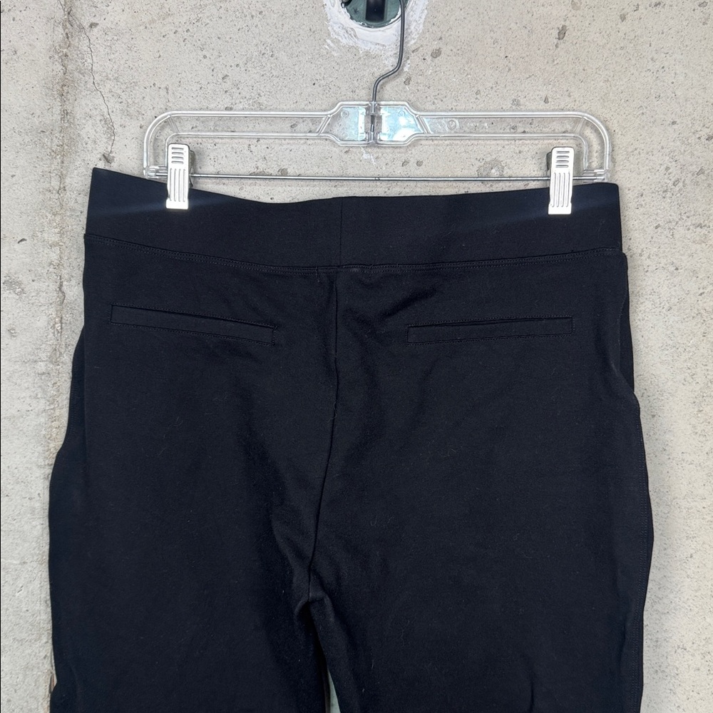 Quince Ultra-Stretch Ponte Kick Flare Pants sz L - Picture 7 of 9